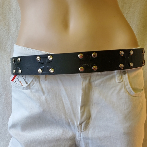 Bonded Leather Belt with Cross and Round Studs - Picture 7 of 8